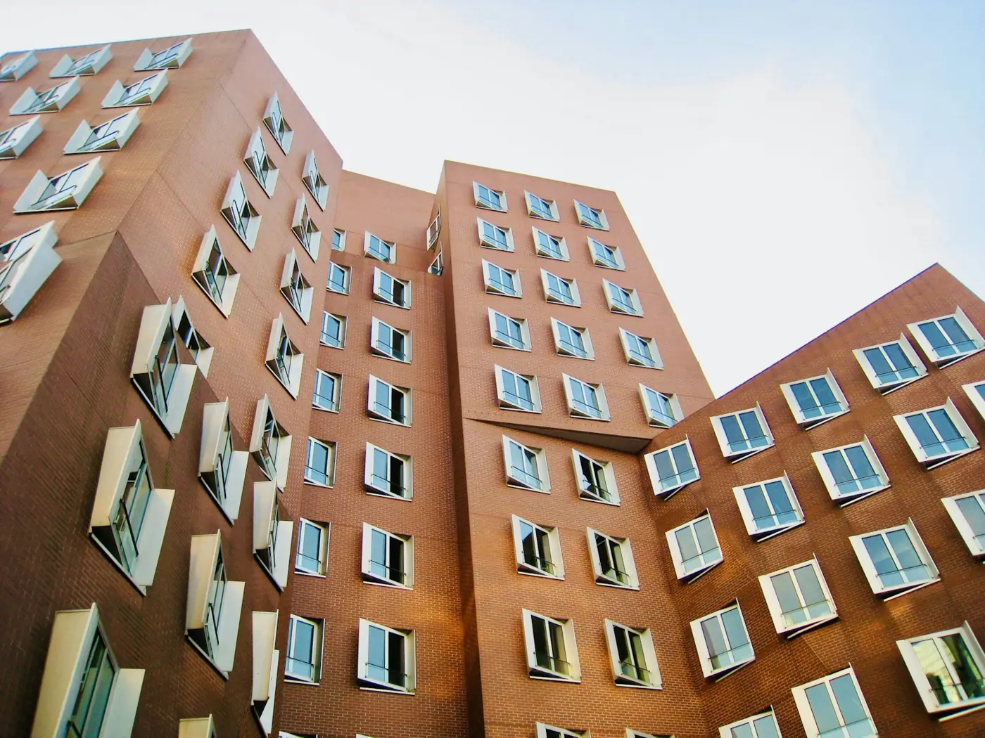 Copropriété : qui paie la dératisation, le syndic ou les copropriétaires ?